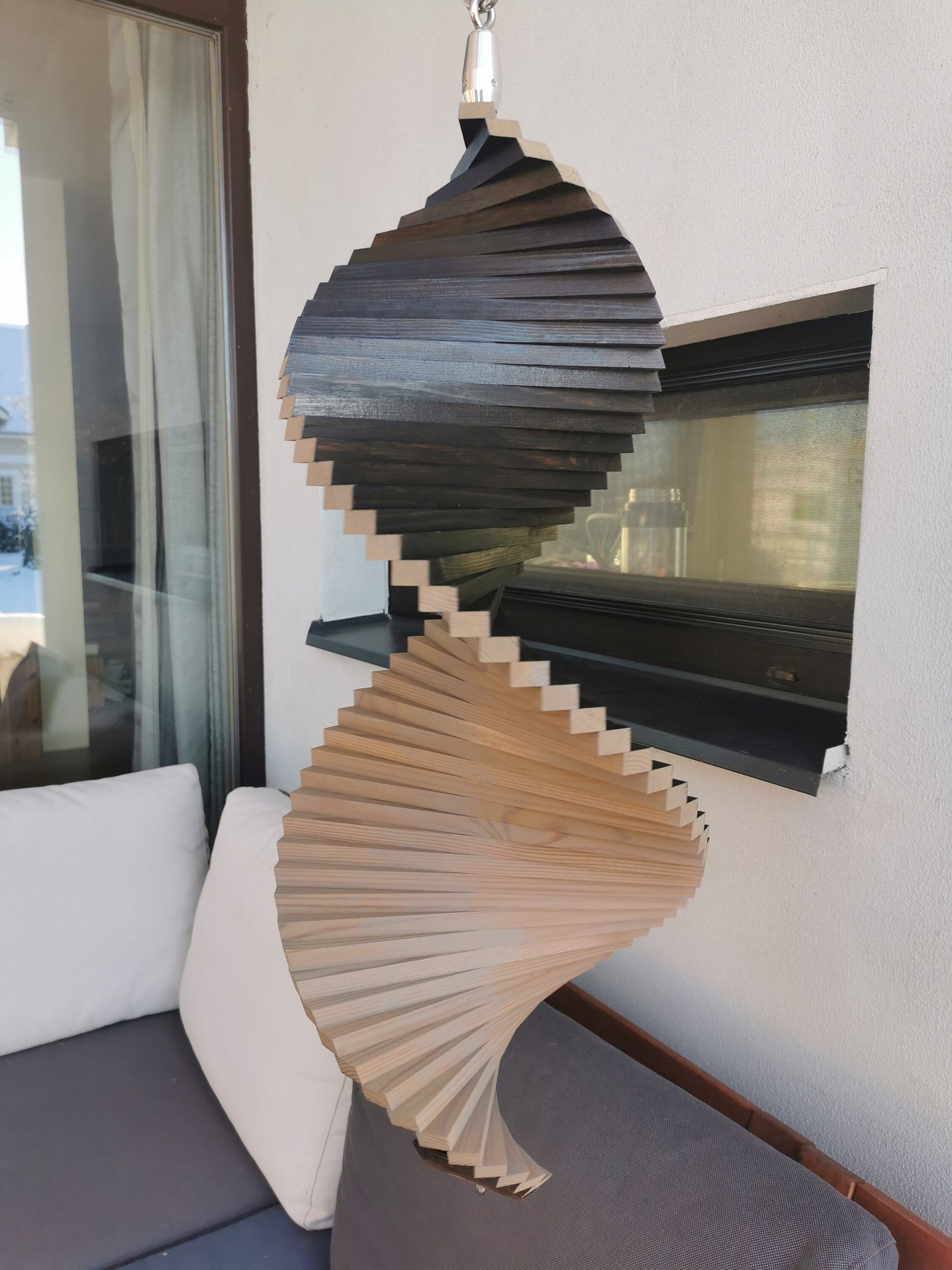 Wind spinner, High quality Hanging Wood decor for Outdoors, Garden decoration, Accent for Patio, Wooden WindSpinner for Terrace, colorful