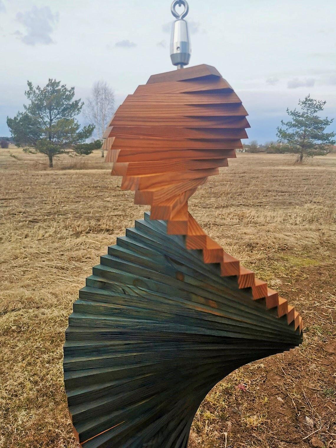 Wind spinner, Hanging Wood decor for Outdoors, Highlight House and Garden, Two Outstanding colors, 3 sizes, Patio decoration