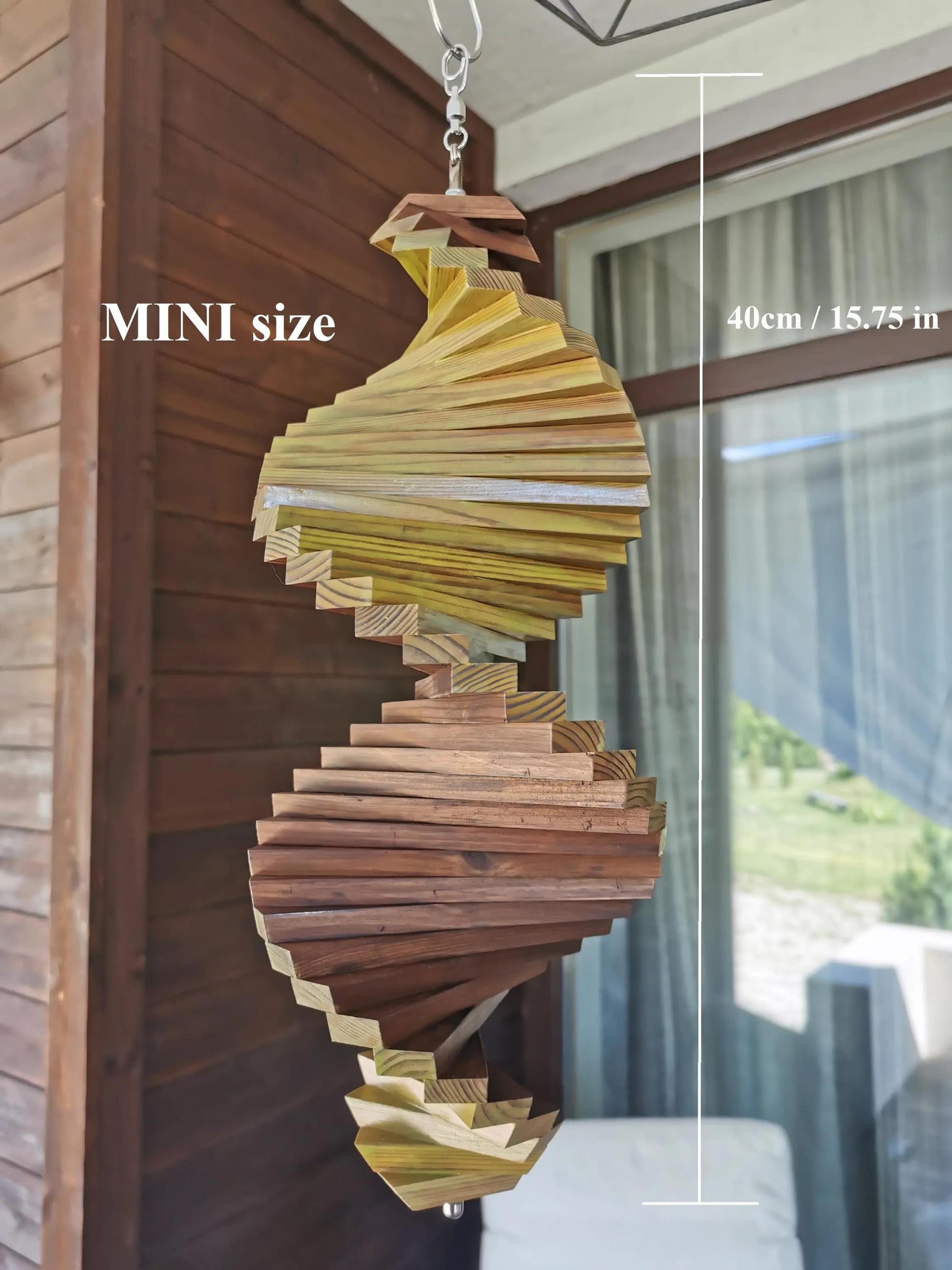 Wind Spinner Wooden Garden Decor Natural Colors Elegant Handmade Gift for Family Outside Windmill Decoration Windspinner on Deck or Terrase