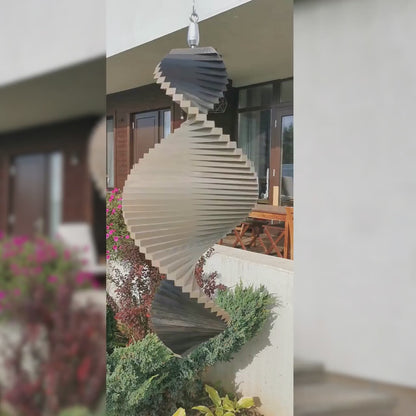 Wind spinner, High quality Hanging Wood decor for Outdoors, Garden decoration, Accent for Patio, Wooden WindSpinner for Terrace, colorful